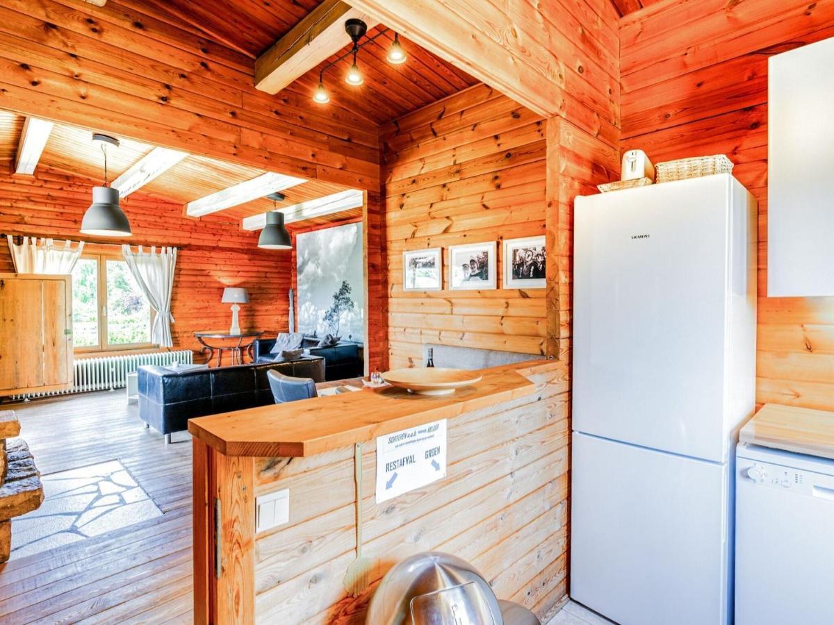 Traditional With Garden Near Chalet *